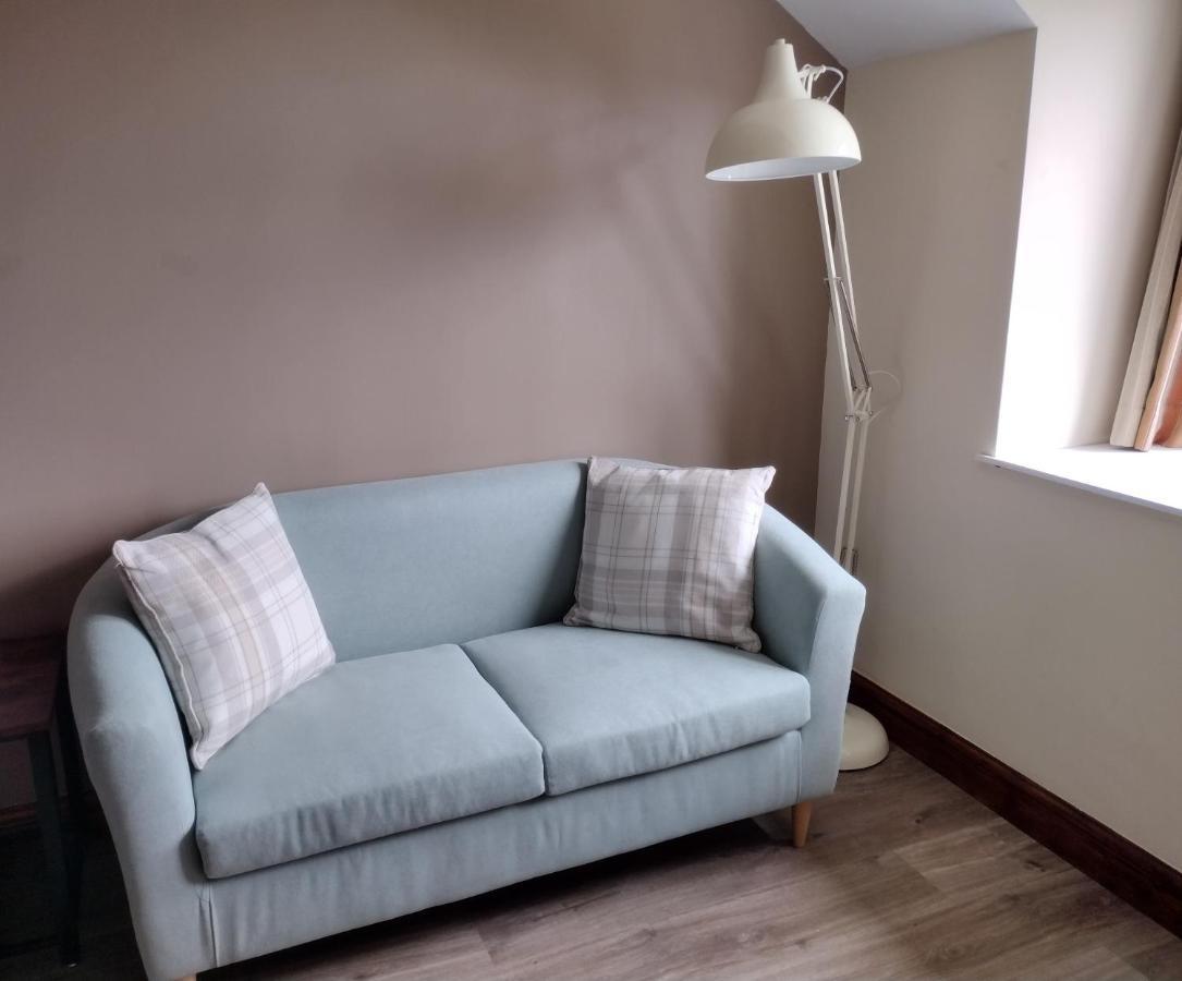 Hotel Lion & Criccieth