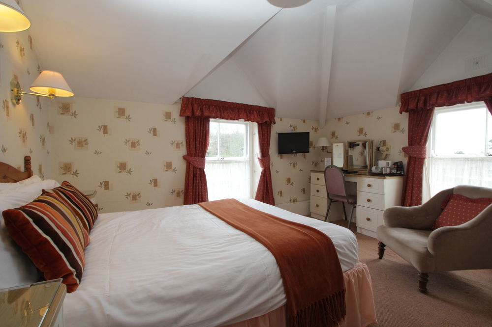 Hotel Lion & Criccieth