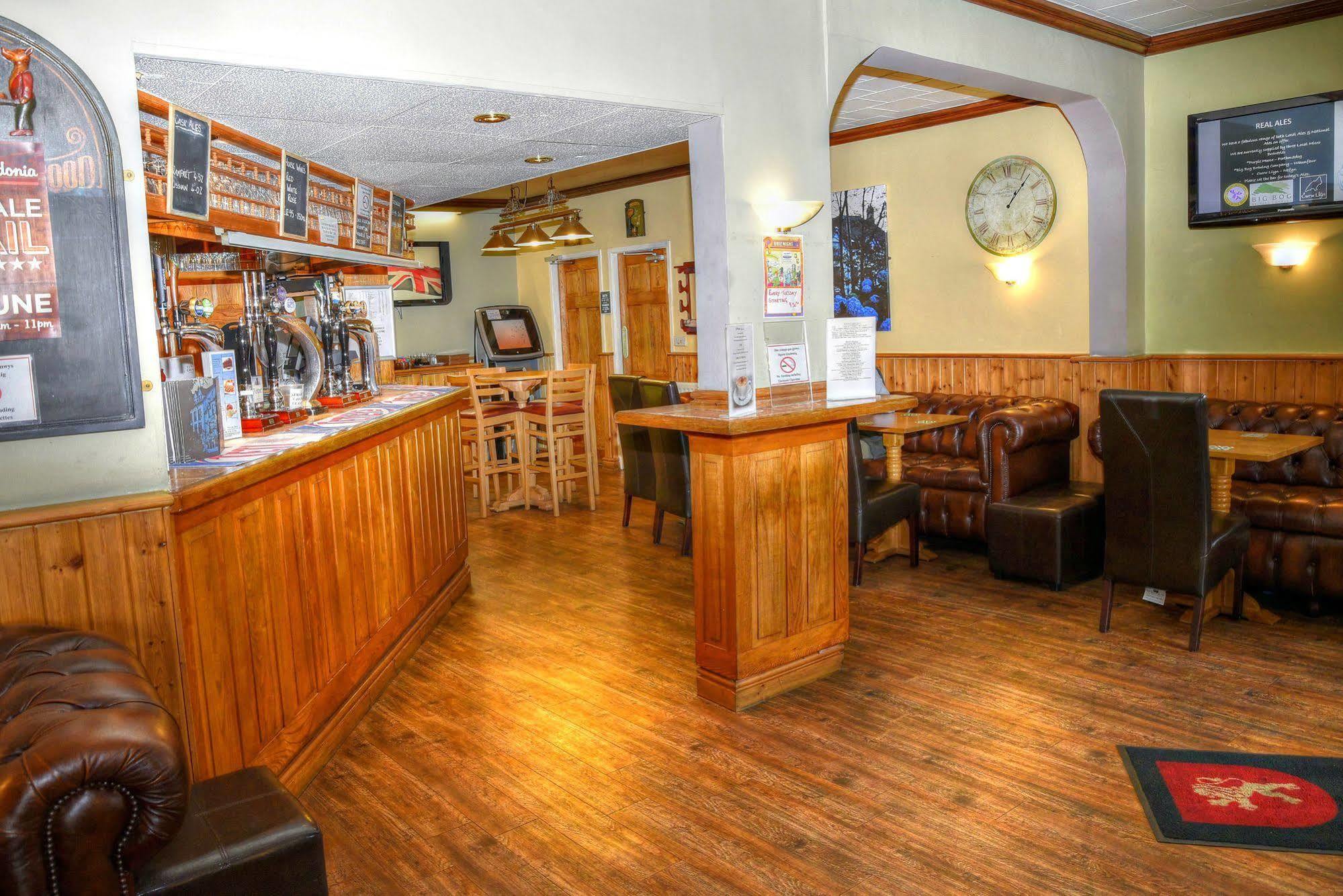 Hotel Lion &